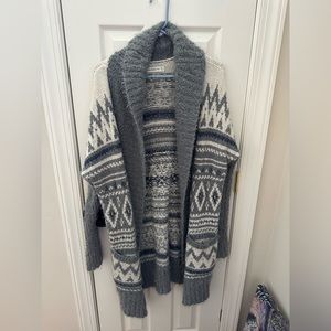 Abercrombie & Fitch patterned cardigan